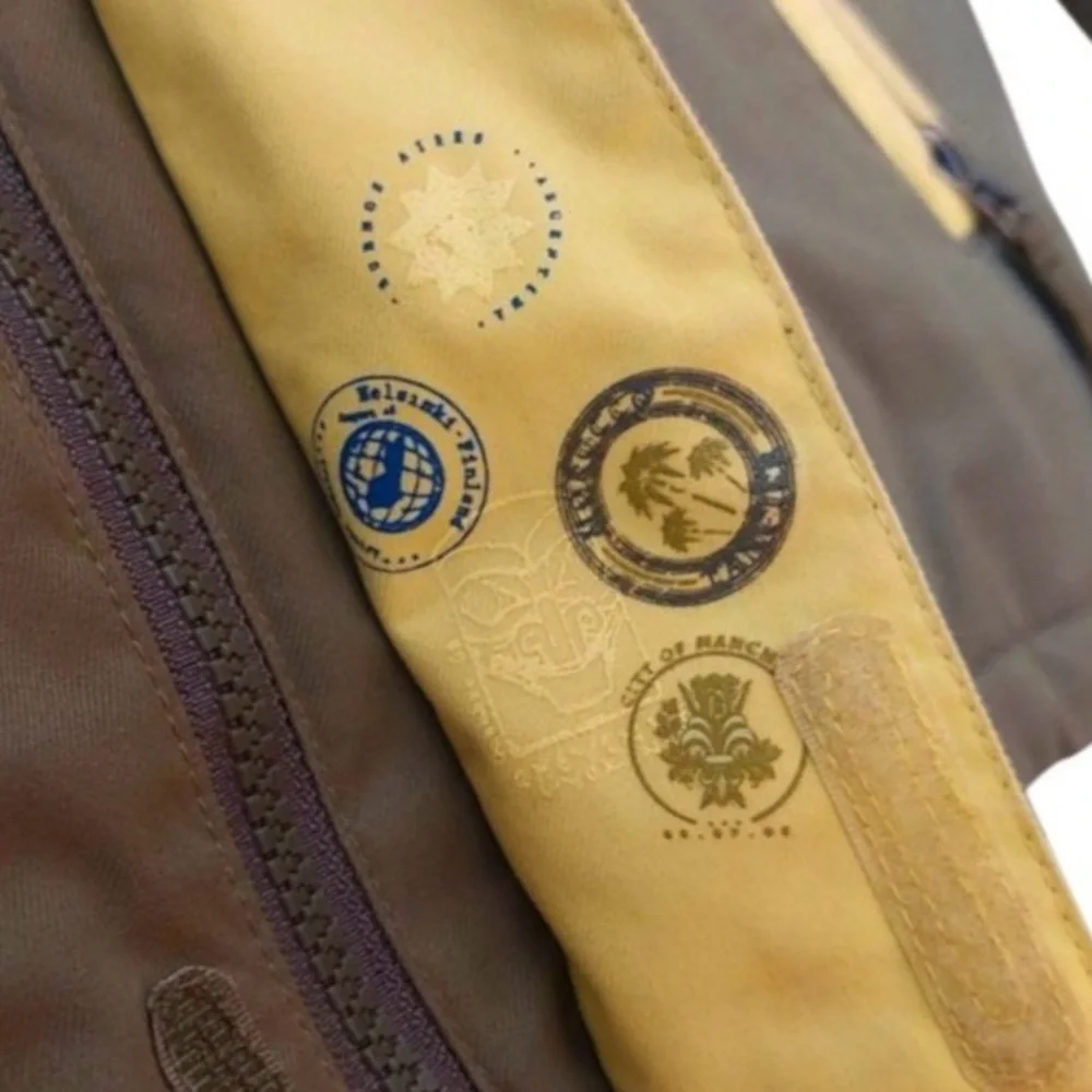 Burton olive green and lemon yellow ski/snowboard winter coat - Picture 3 of 10